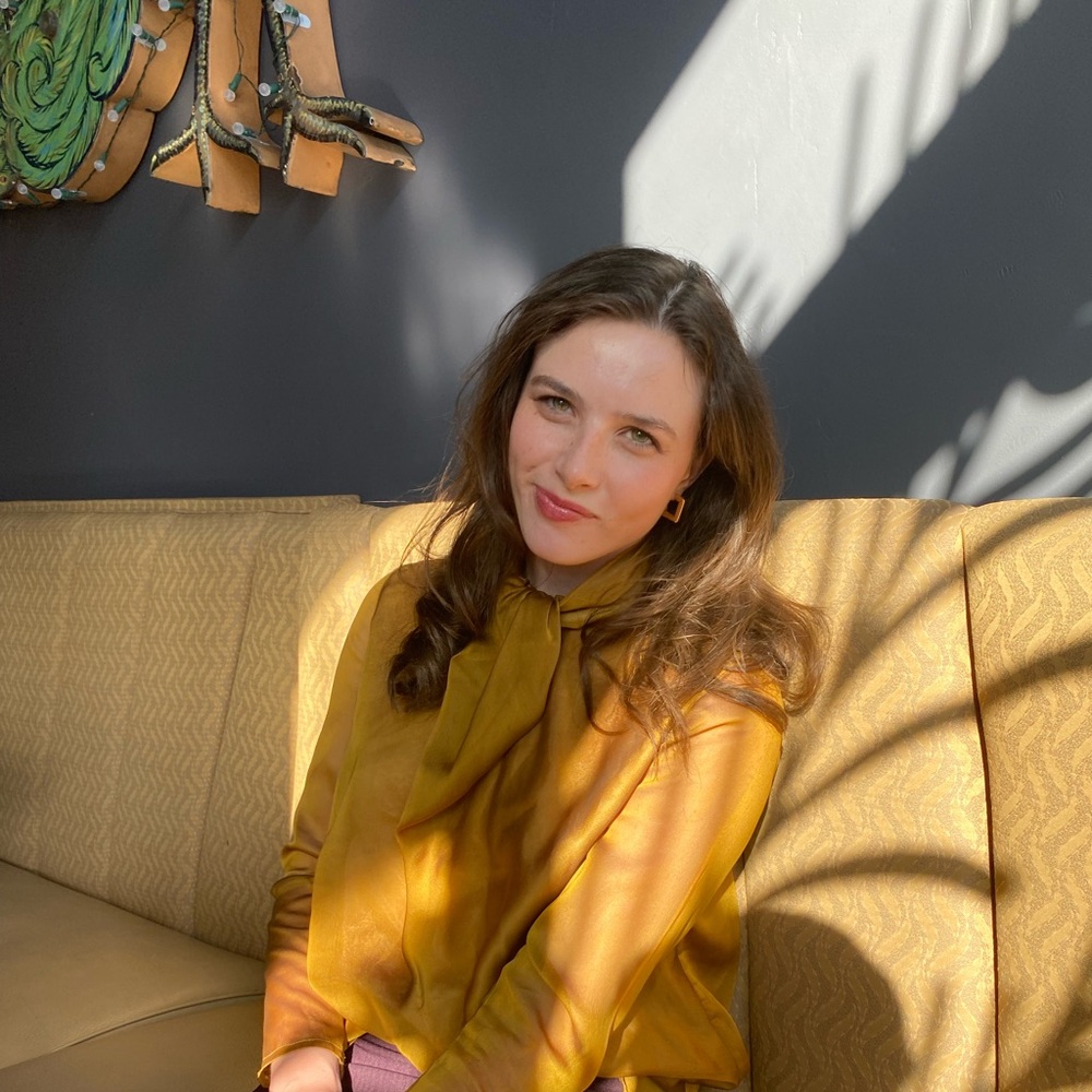 Meet your Posher, Mia